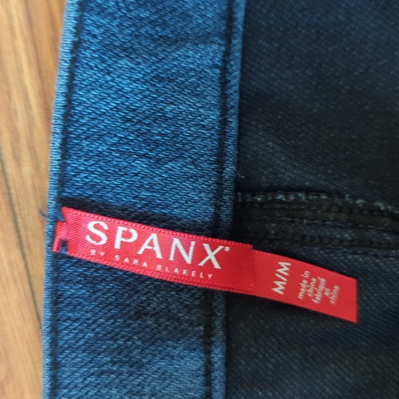 Spanx Denim Leggings - Picture 4 of 8